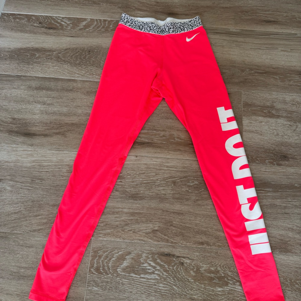 Nike Limited Edition Leggings